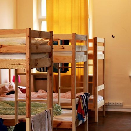 Wigwam Hostel Вроцлав Экстерьер фото