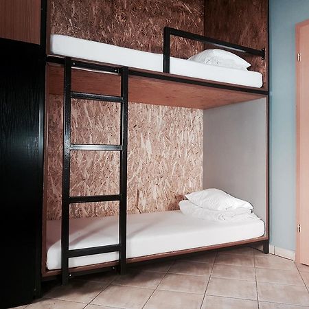 Wigwam Hostel Вроцлав Экстерьер фото