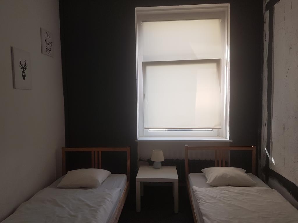 Wigwam Hostel Вроцлав Экстерьер фото