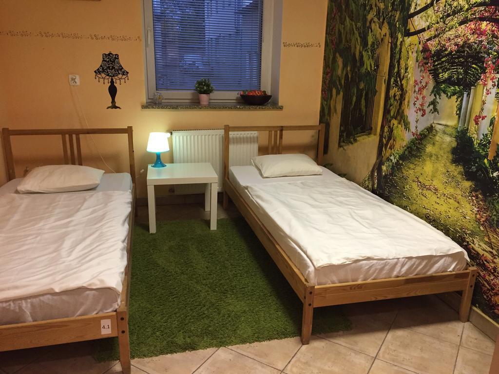 Wigwam Hostel Вроцлав Экстерьер фото