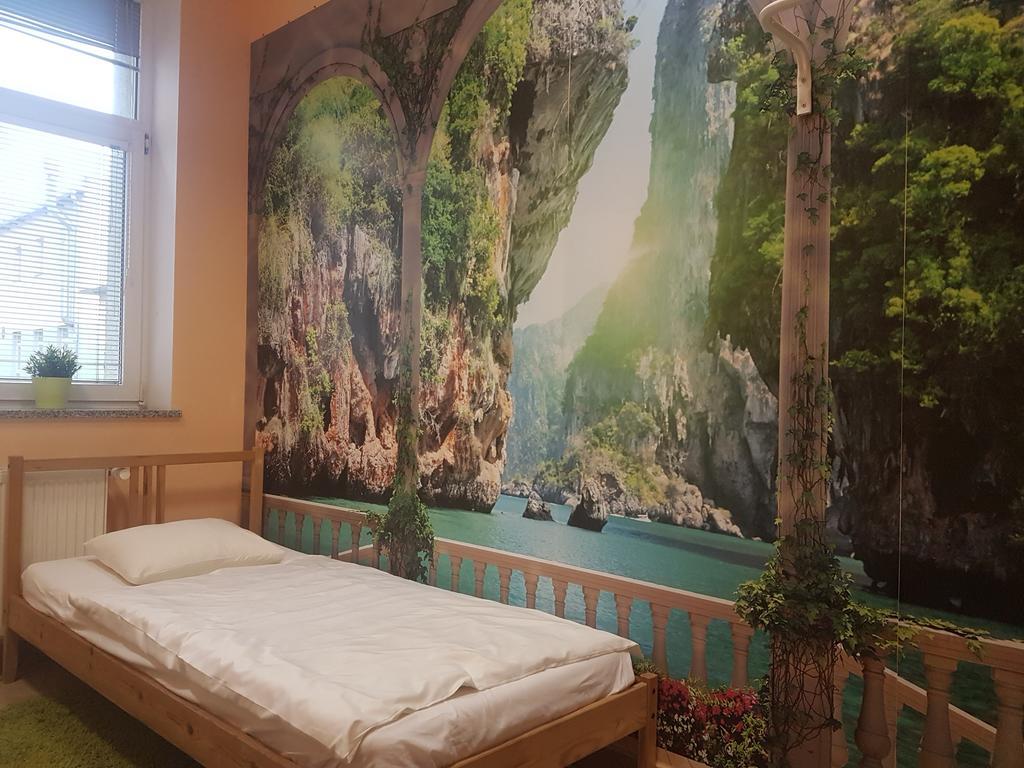 Wigwam Hostel Вроцлав Экстерьер фото